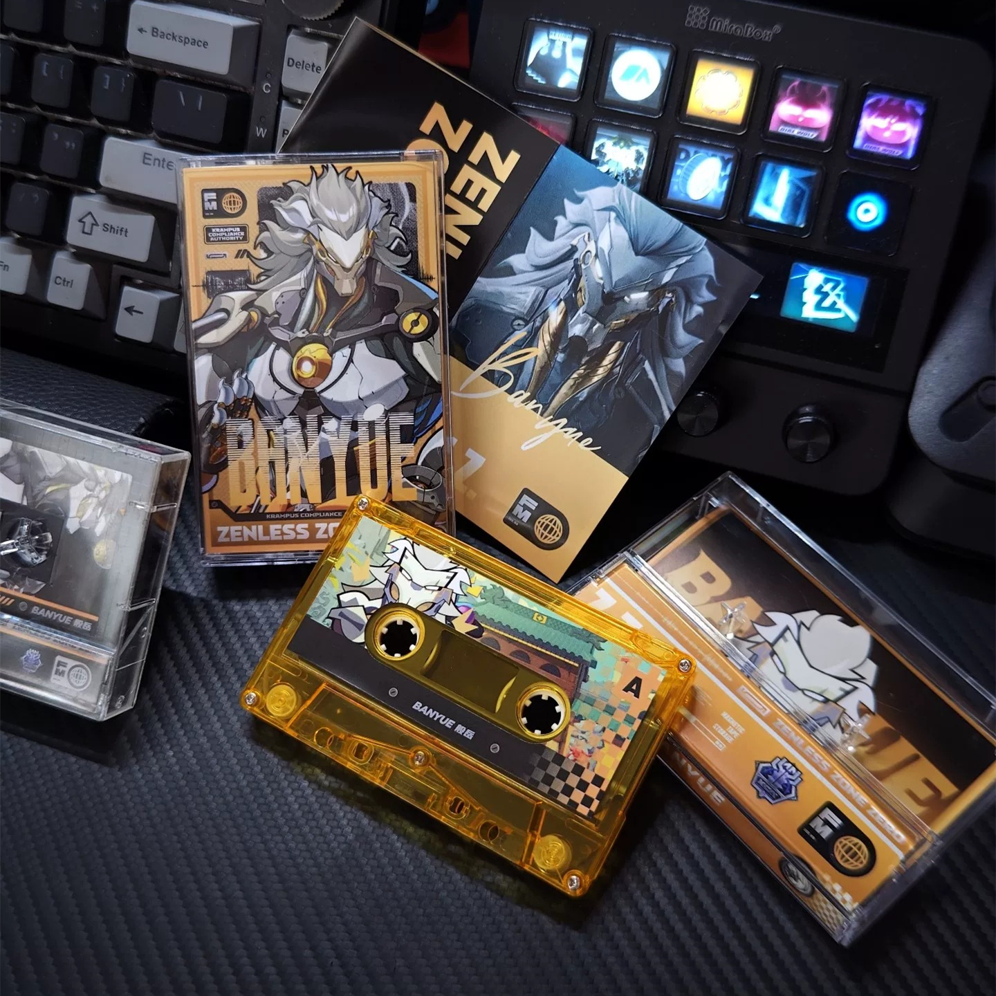 Gaming Console In Car - Game Zenless Zone Zero Show Hayami