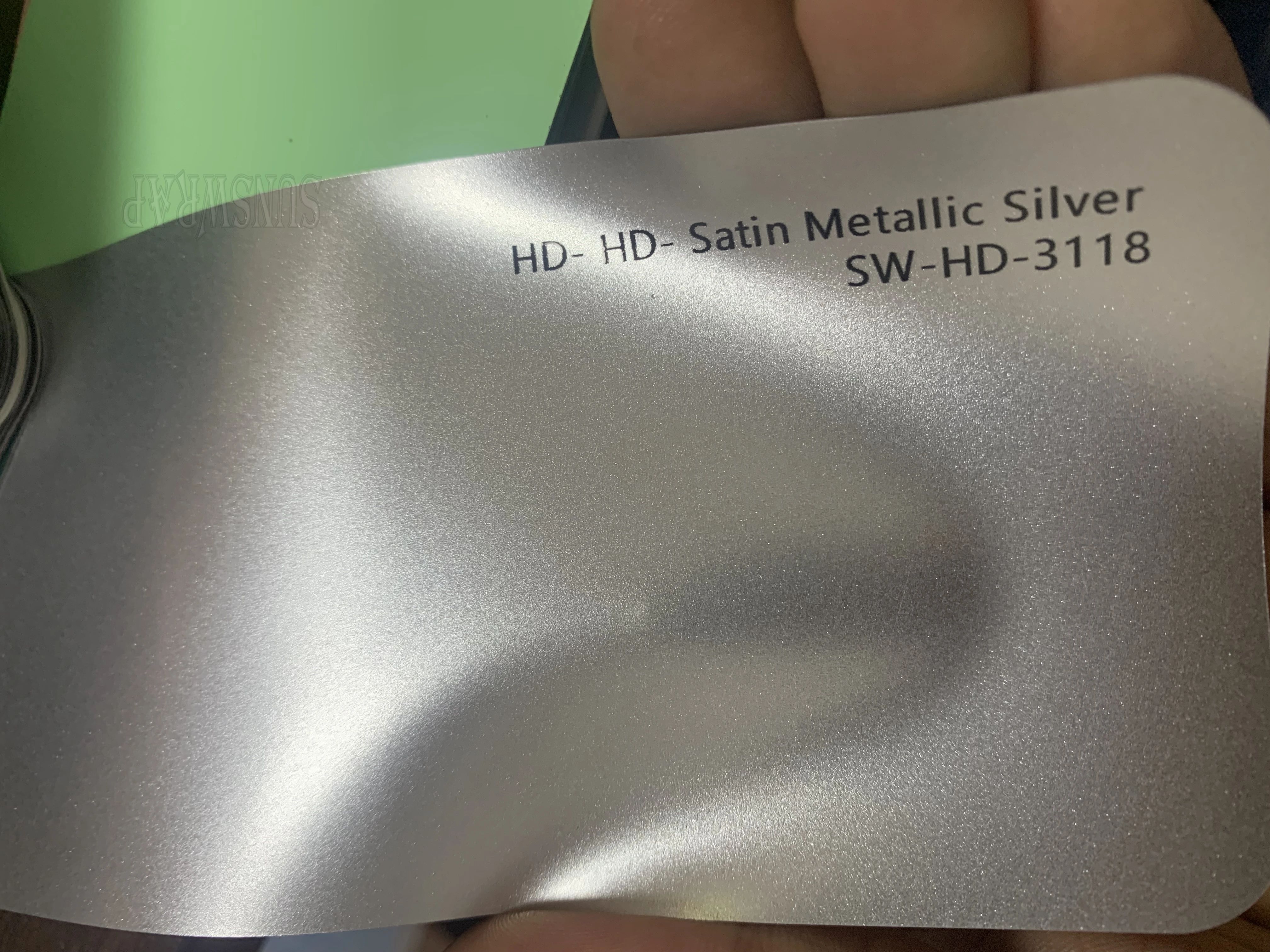 1.52x18m HD Ultra Satin Metall - đánh giá và giá Console Skin Wrap
