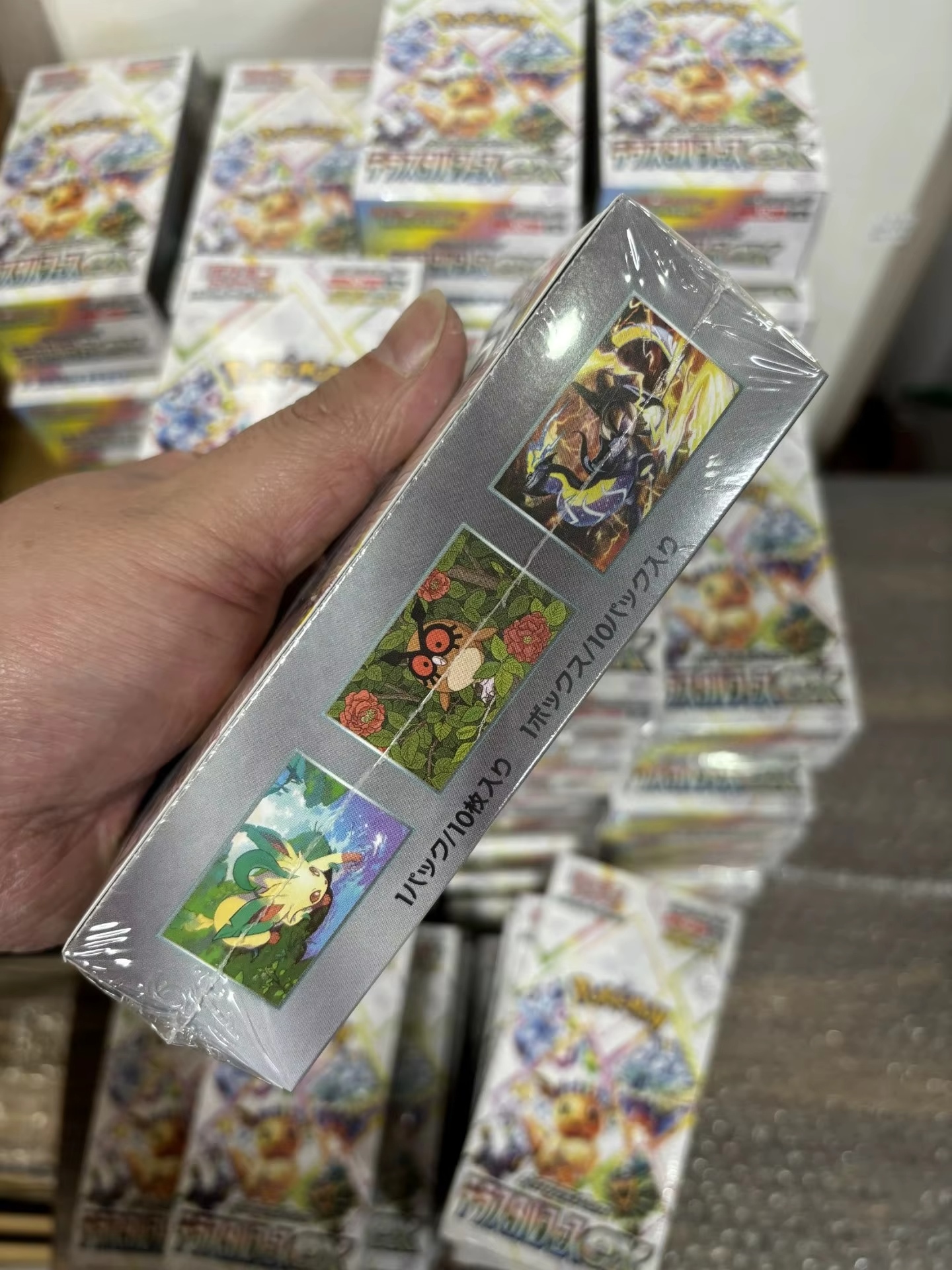 Original Pokemon Trading Card  - đánh giá và giá Gaming Console In Car